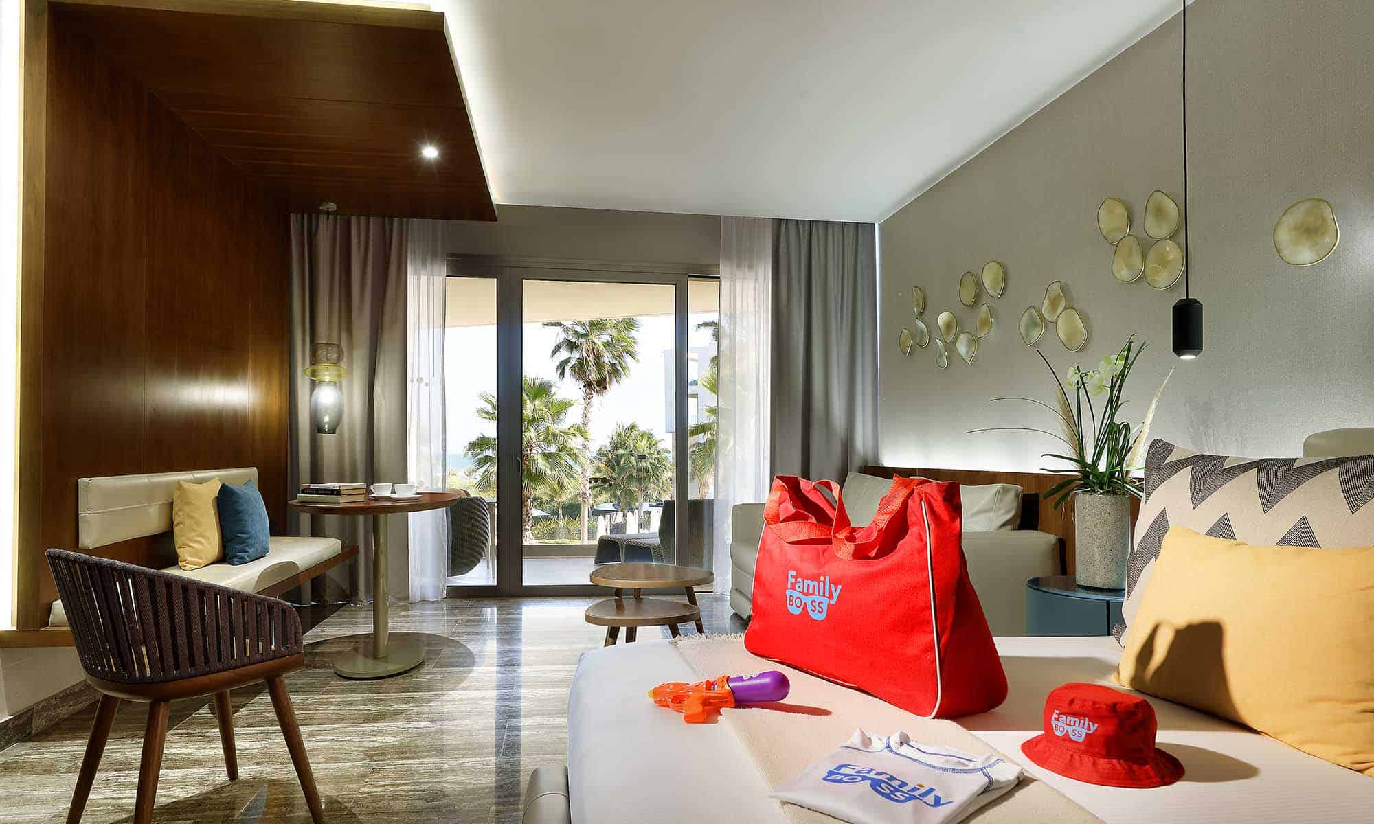 Family-Selection-Grand-Palladium-Costa-Mujeres-Junior-Suite-beachside-ocean-view-vista-exterior